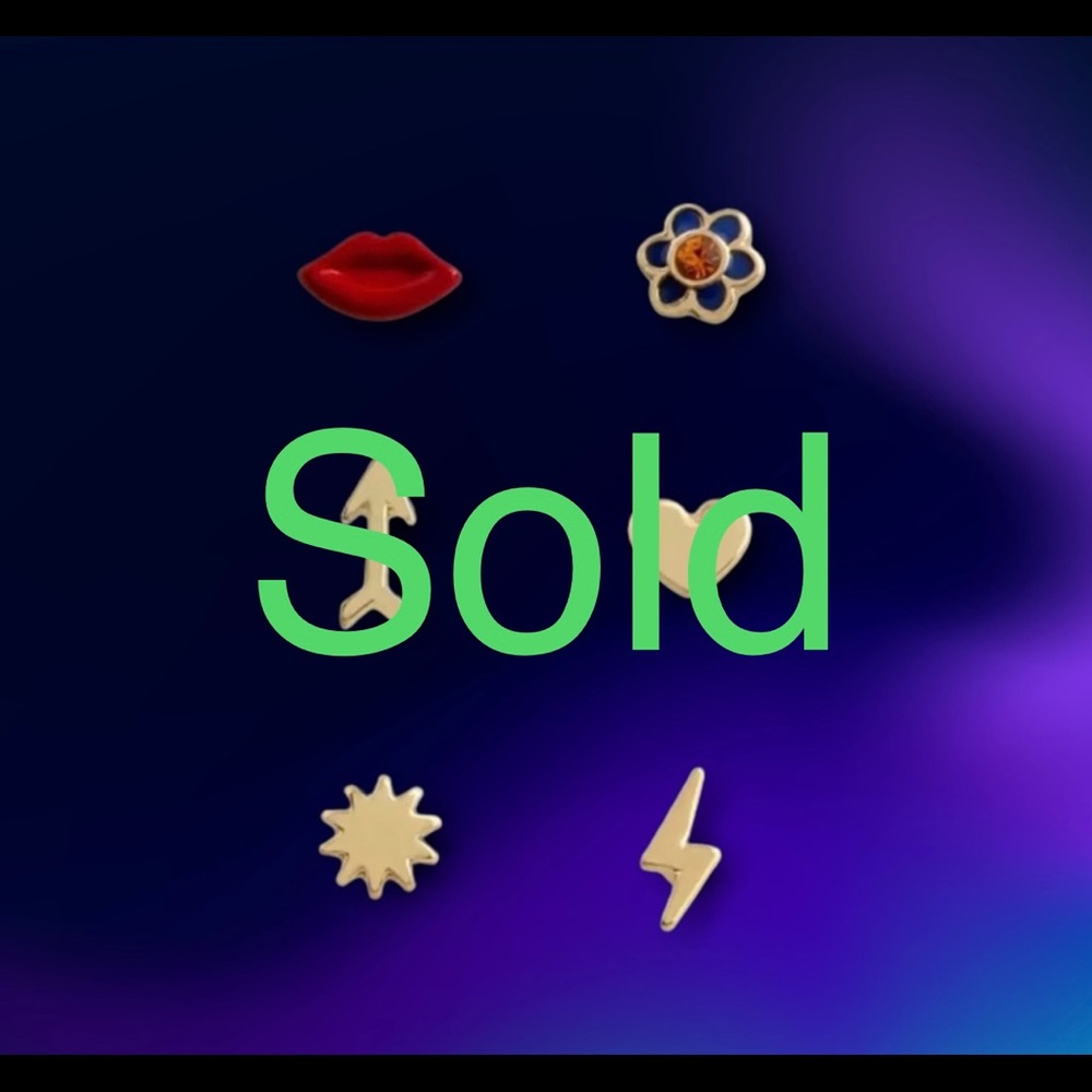 Sold❎ Johnson NWT Earrings